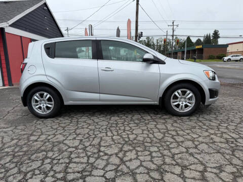 2013 Chevrolet Sonic LT Manual