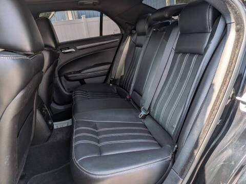 2014 Chrysler 300 S