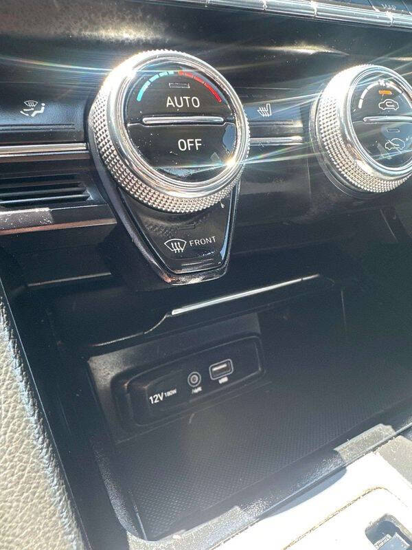 2020 Genesis G70