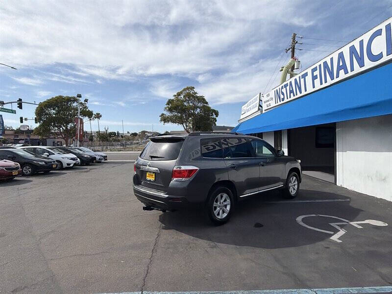 2013 Toyota Highlander Plus