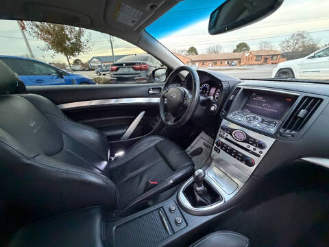 2014 Infiniti Q60 Coupe Sport