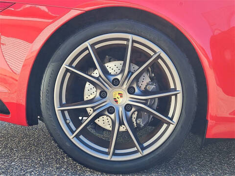 2017 Porsche 911 Carrera