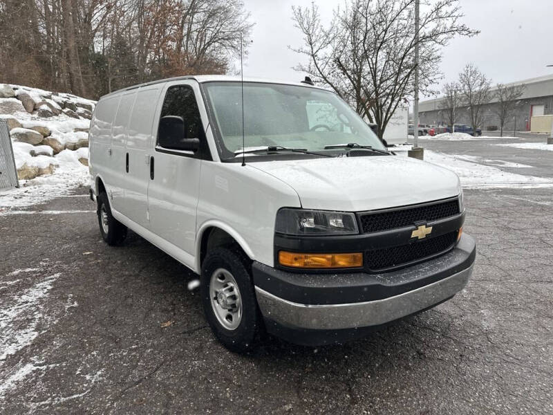 2021 Chevrolet Express 2500
