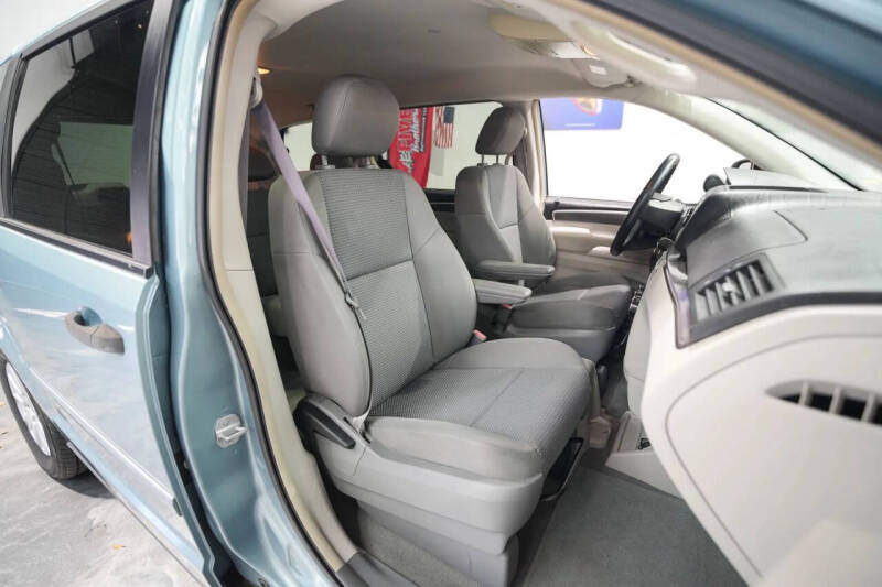 2009 Volkswagen Routan