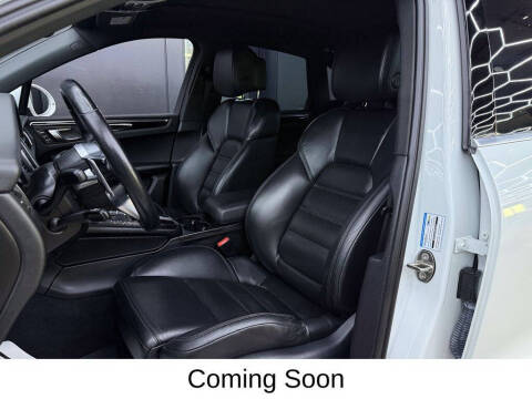 2017 Porsche Macan S