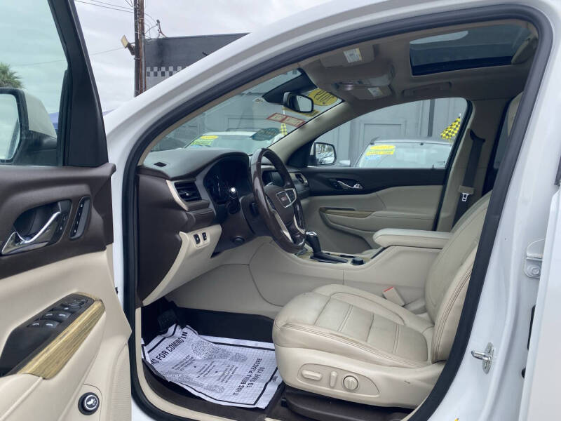 2019 GMC Acadia Denali