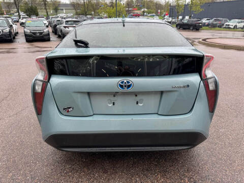 2016 Toyota Prius Two