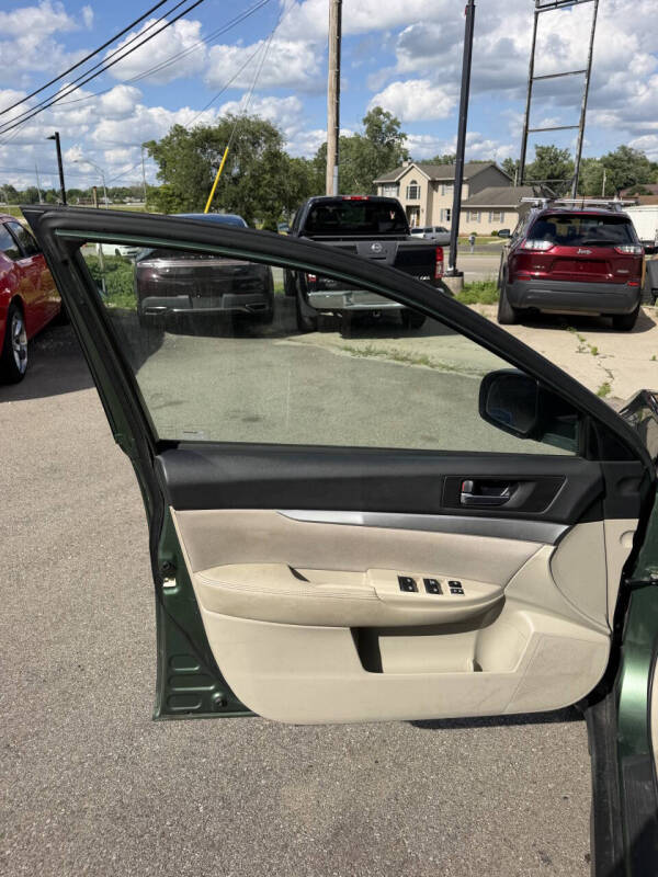 2014 Subaru Outback Base - Photo 9