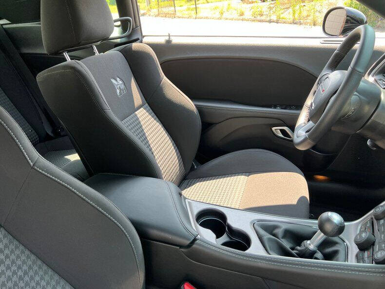 2022 Dodge Challenger