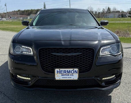 2022 Chrysler 300 Touring L