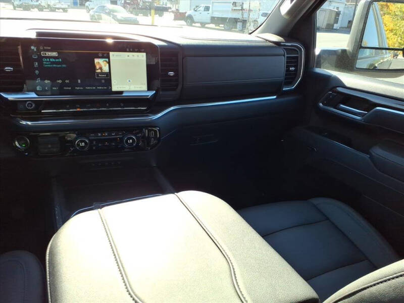 2025 Chevrolet Silverado 3500HD