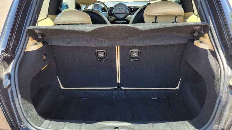 2009 MINI Cooper John Cooper Works