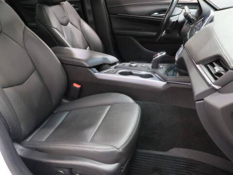 2023 Cadillac CT4 Premium Luxury