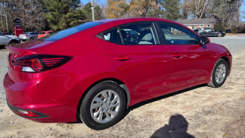 2020 Hyundai Elantra SE