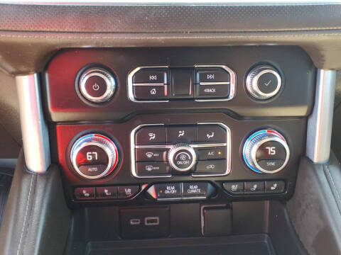 2021 GMC Yukon XL SLT