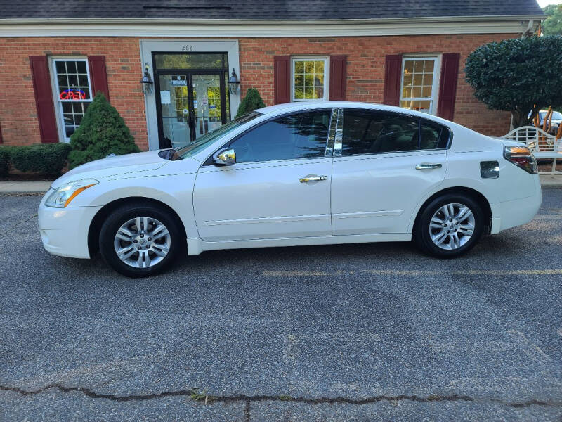 2011 Nissan Altima for sale at Samson Motorcars inc in Bowling Green VA