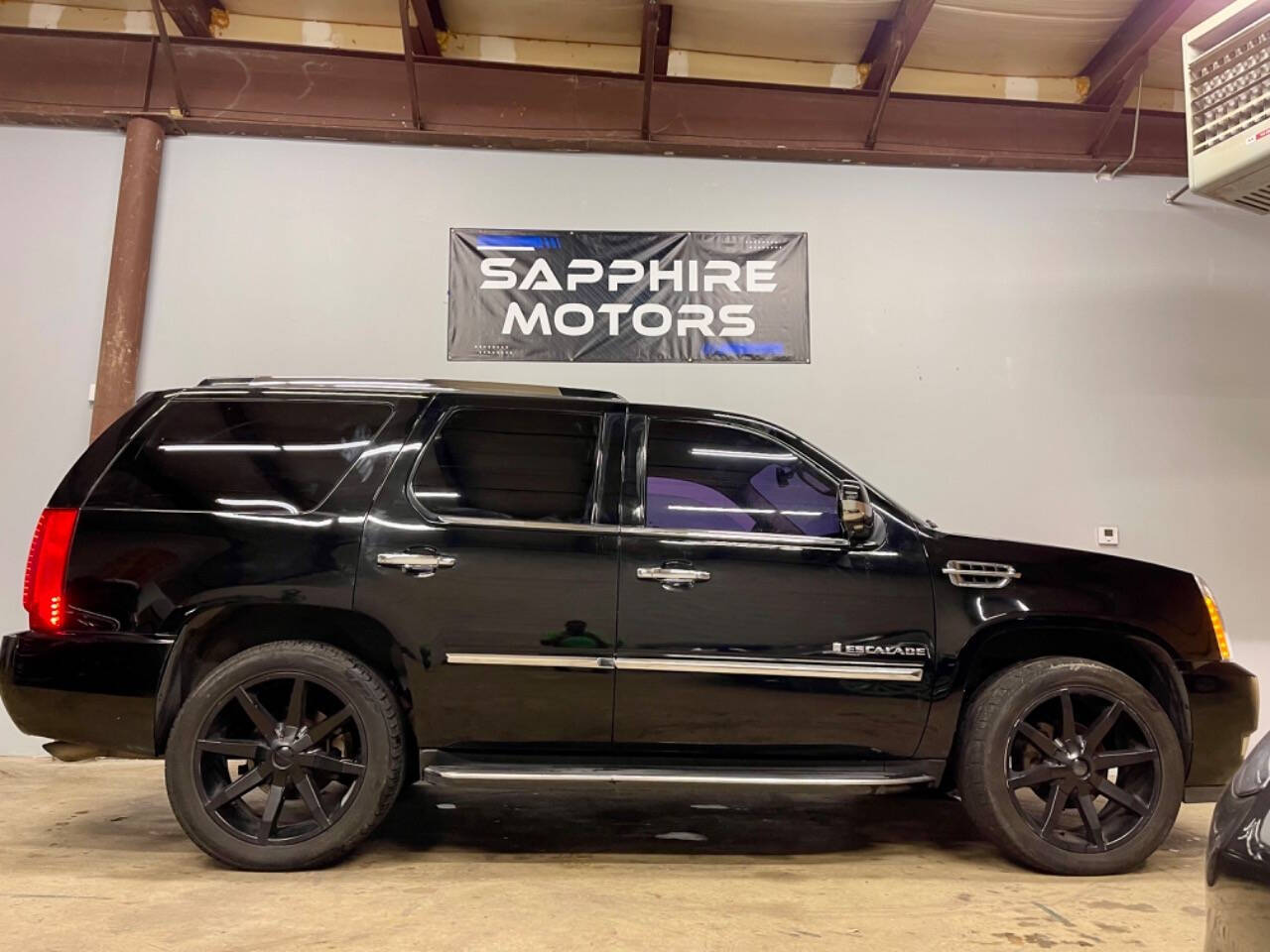 2007 Cadillac Escalade for sale at Sapphire Motors in Gurnee, IL