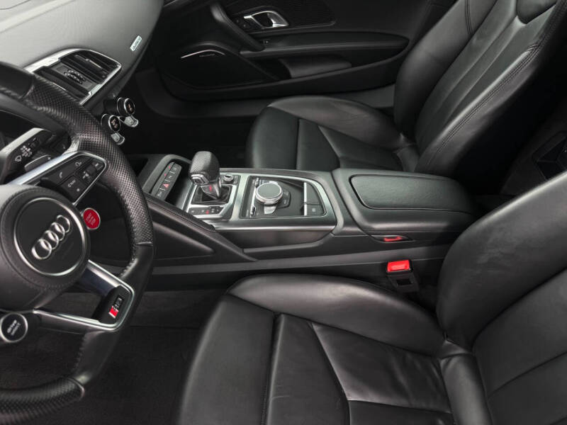 2017 Audi R8 5.2 quattro V10