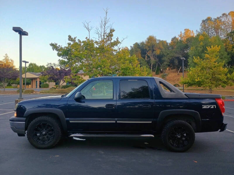 2005 Chevrolet Avalanche 1500 LT