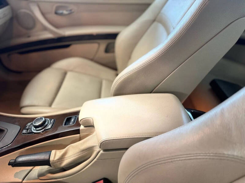 2011 BMW 3 Series 335i