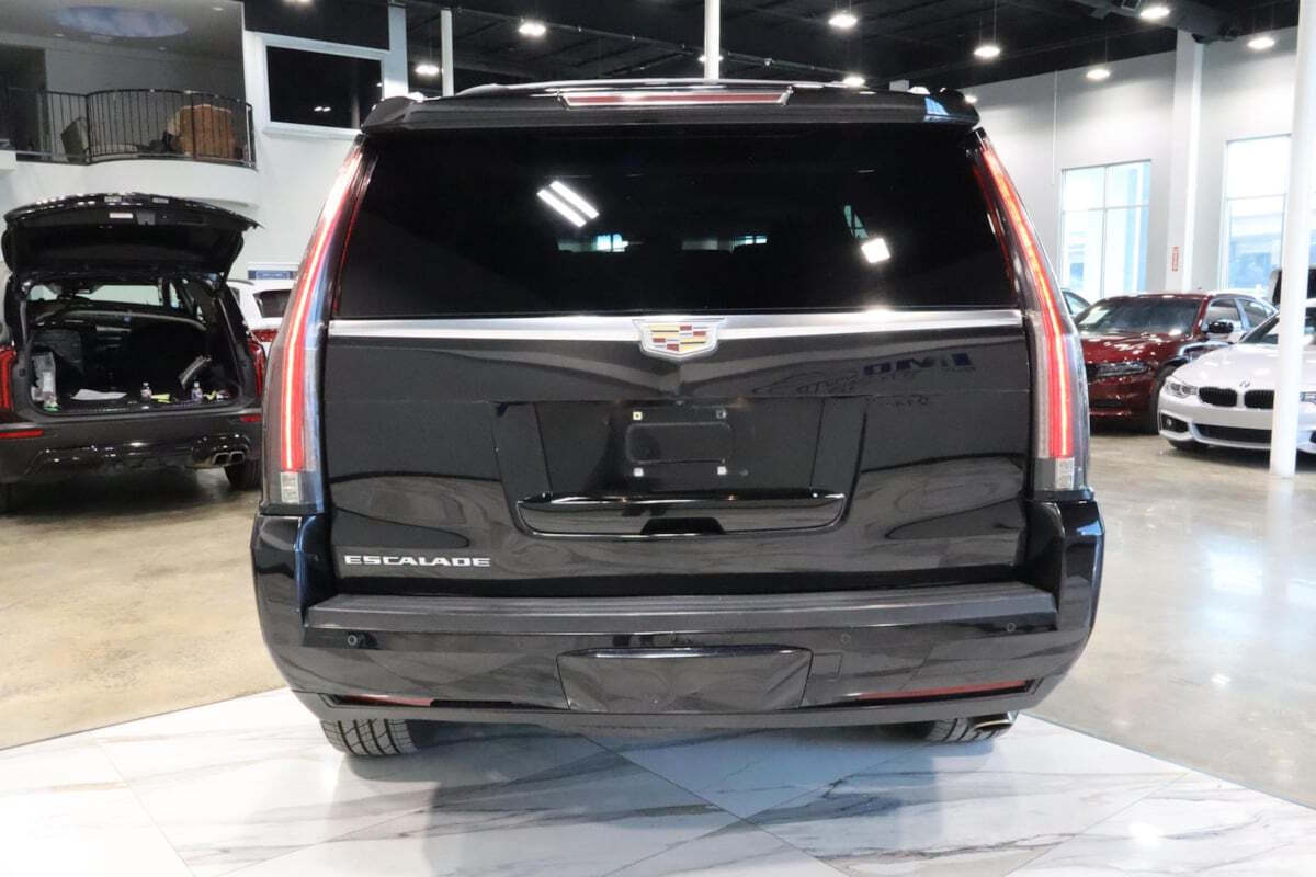 2016 Cadillac Escalade for sale at IMD MOTORS, INC in Dallas, TX