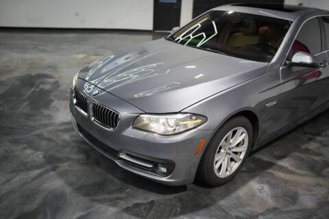 2015 BMW 5 Series 528i