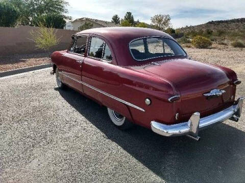 1949 Ford Deluxe