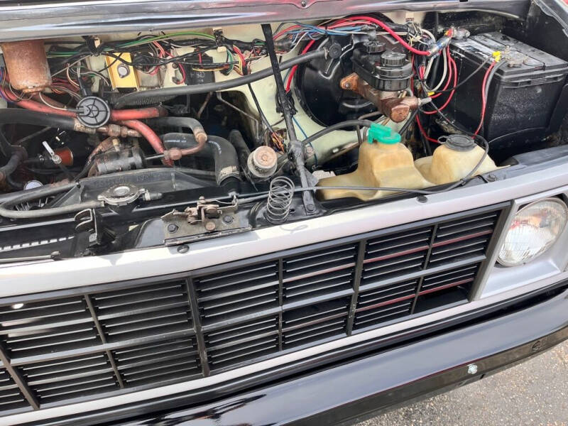 1984 RAM VANCHARGER 4X4