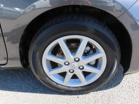 2015 Toyota Prius c Three