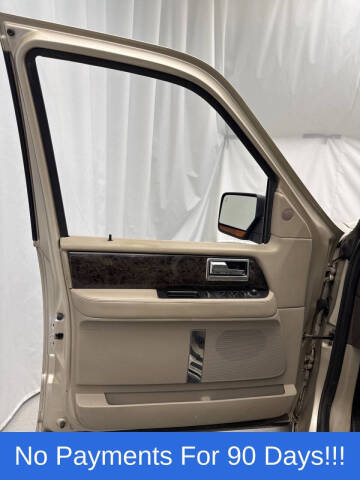 2017 Lincoln Navigator Select