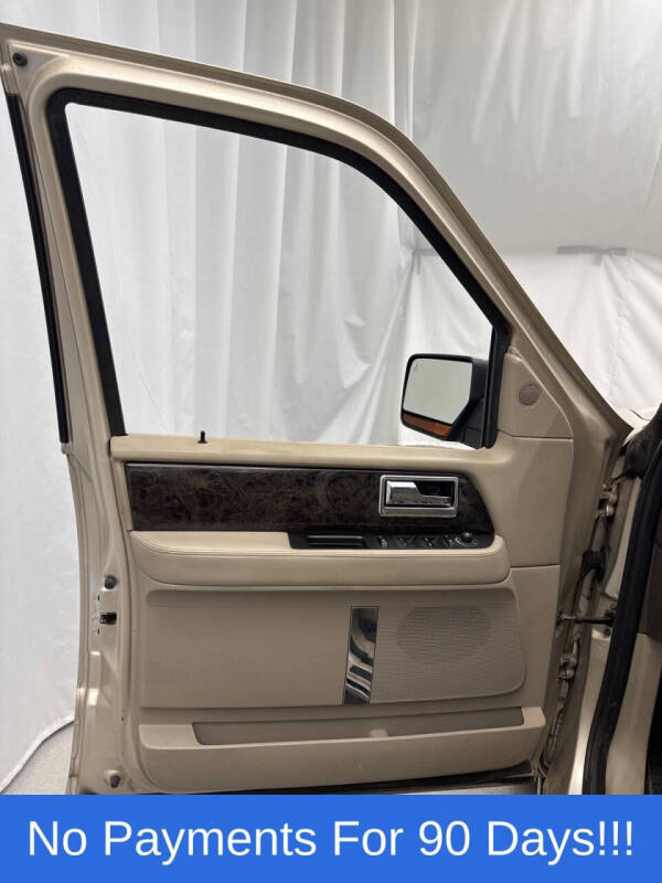 2017 Lincoln Navigator Select