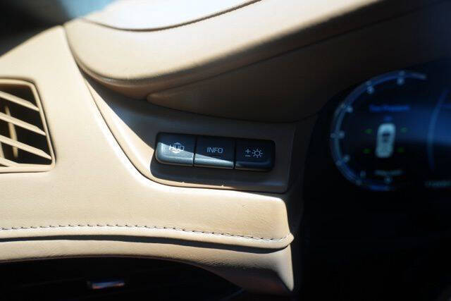 2017 Cadillac Escalade Platinum