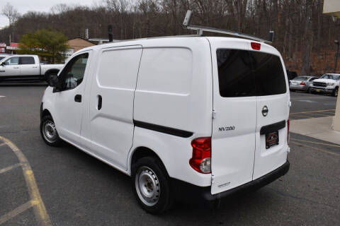 2017 Nissan NV200 SV