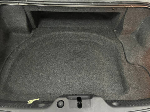 2005 Ford Thunderbird Deluxe