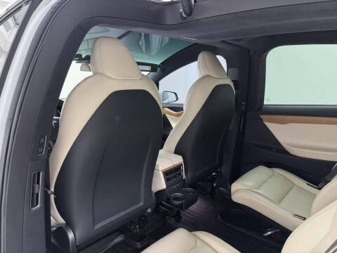 2020 Tesla Model X Long Range Plus