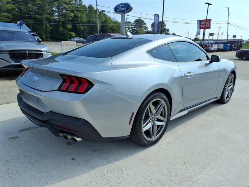 2025 Ford Mustang EcoBoost