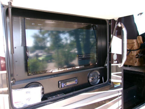 2015 Fleetwood RV Bounder 35k