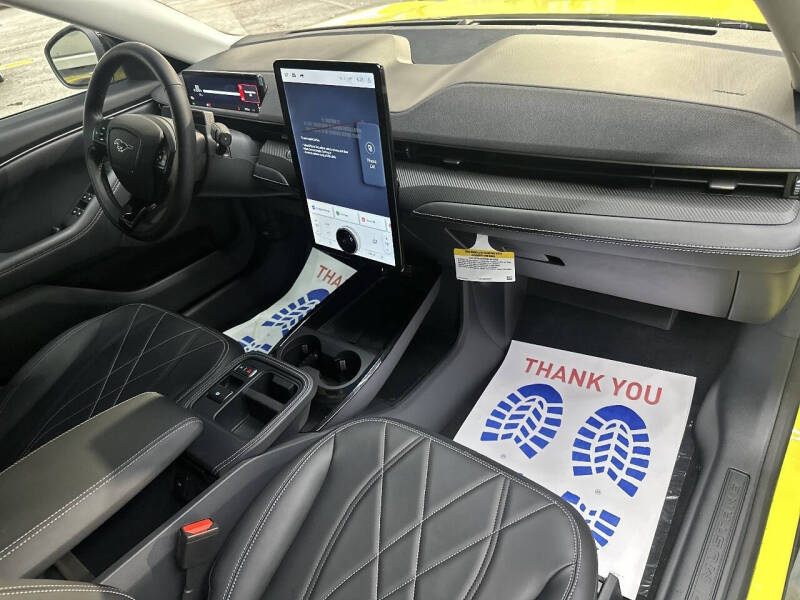 2025 Ford Mustang Mach-E Select