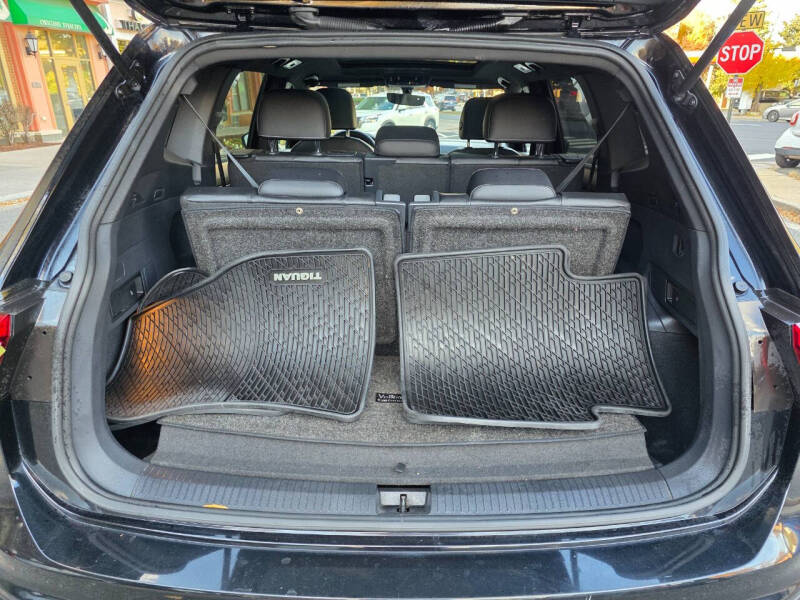 2021 Volkswagen Tiguan SE R-Line Black