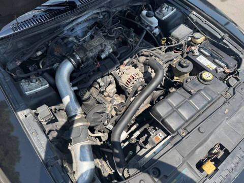 2004 Ford Mustang GT Deluxe