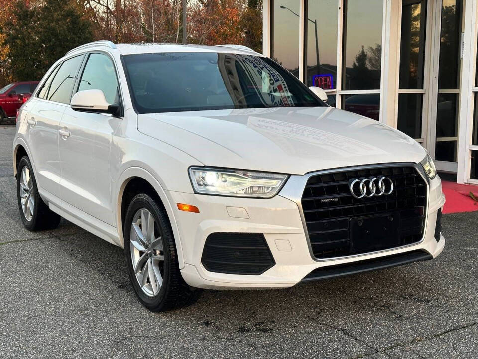 2016 Audi Q3 Premium Plus's photo