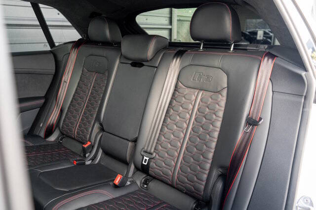 2023 Audi RS Q8 42