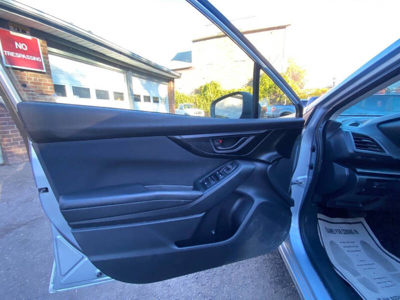 2017 Subaru Impreza 2.0i