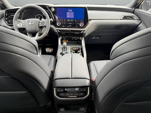 2026 Lexus TX 500h