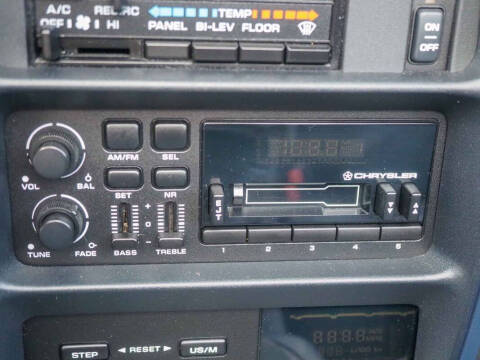 1990 Chrysler Le Baron Highline