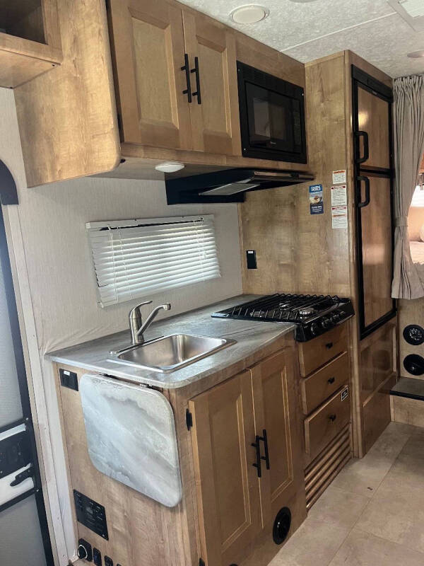 2021 Coachmen RV Forest River