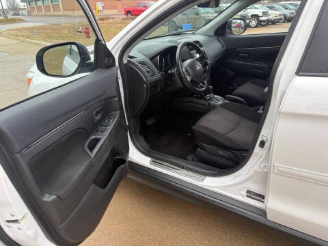 2017 Mitsubishi Outlander Sport 2.4 SE