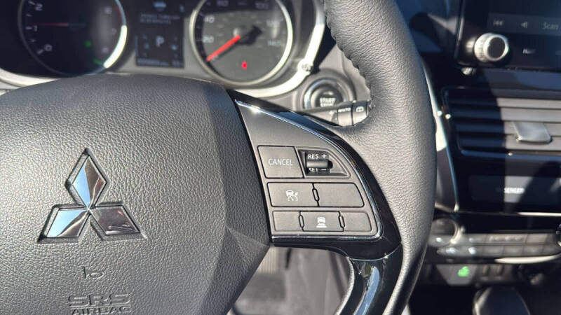 2026 Mitsubishi Eclipse Cross SE