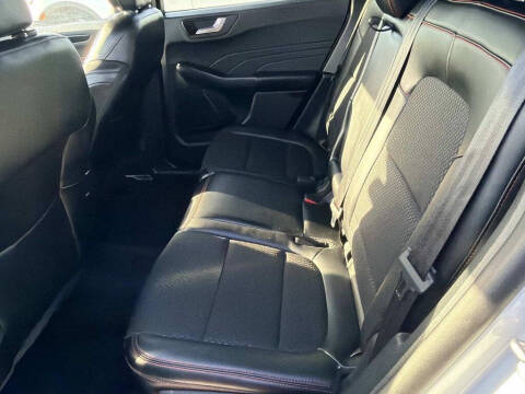 2025 Ford Escape ST-Line Select
