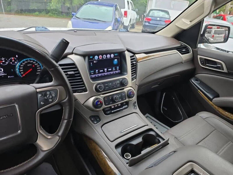 2017 GMC Yukon XL Denali